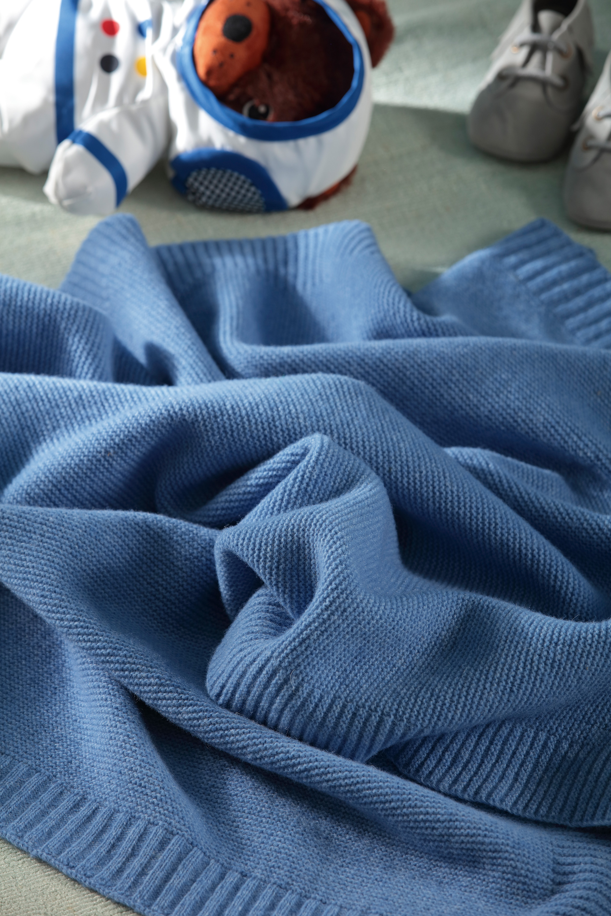 Babydecke Wool Knit blue Milieuaufnahme