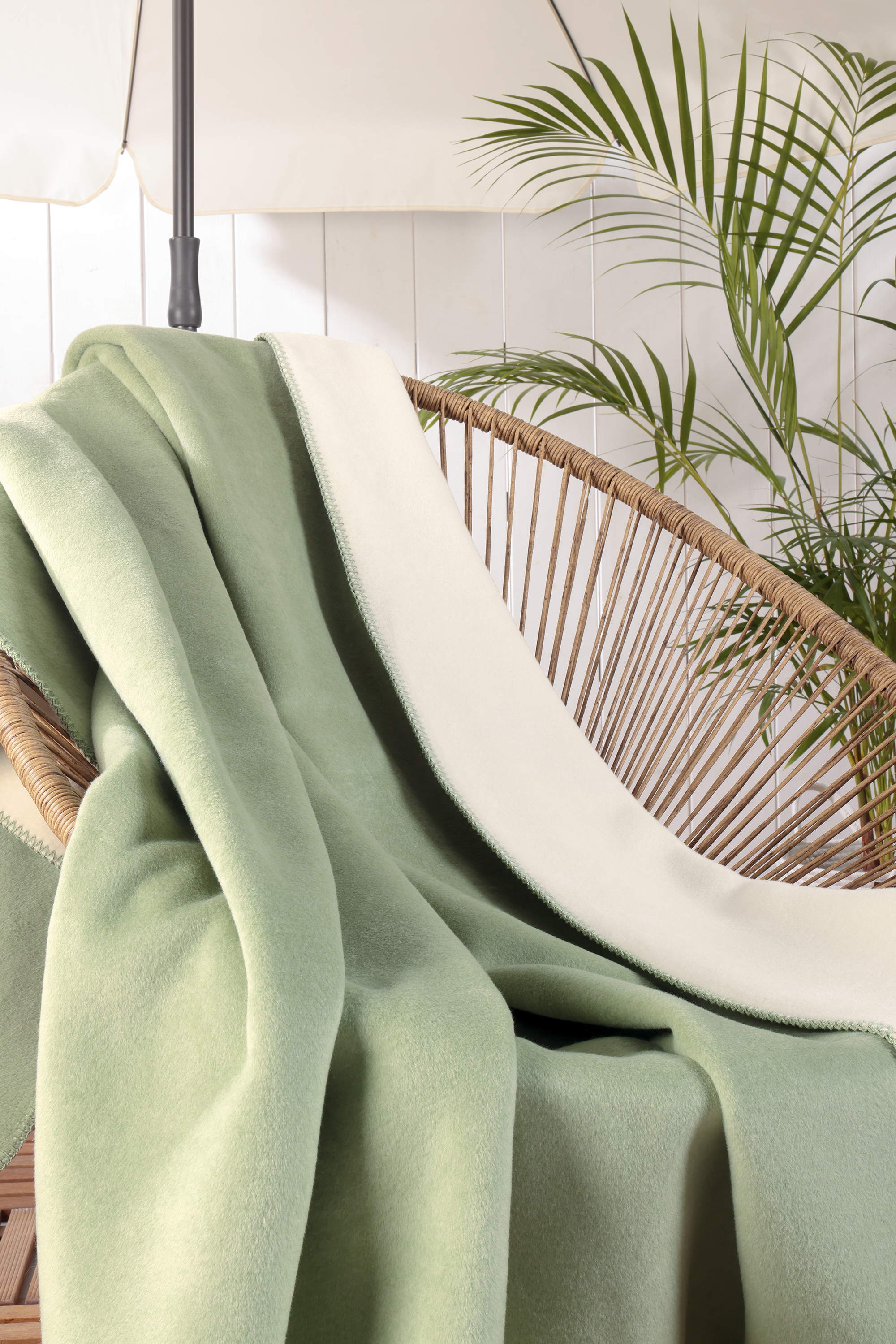 Wohn- und Kuscheldecke "Duo Cotton" Kuscheldecke Duo Cotton mint-ecru Miluebild