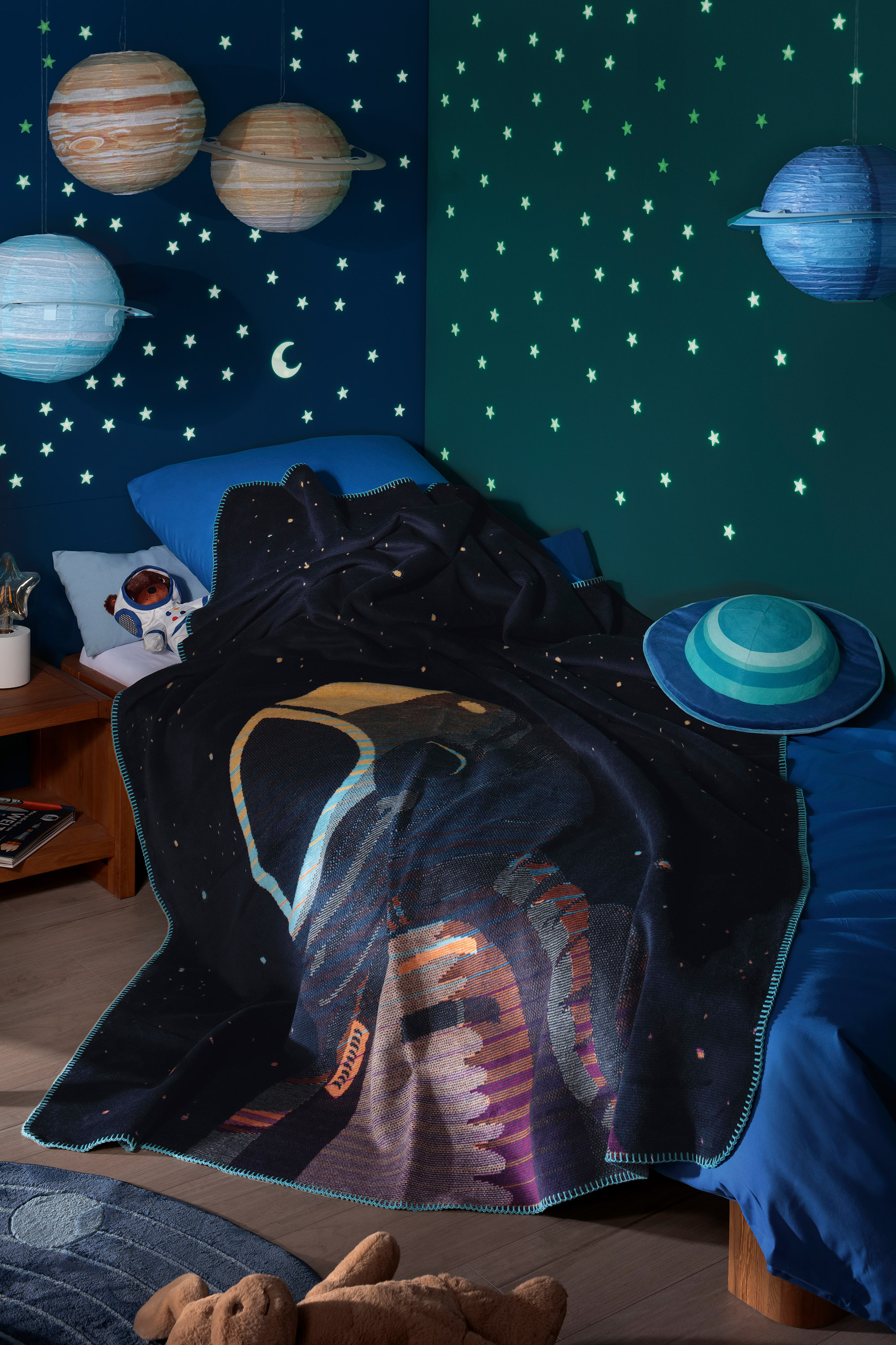 Kinderdecke Astronaut Milieuaufnahme im Kinderzimmer