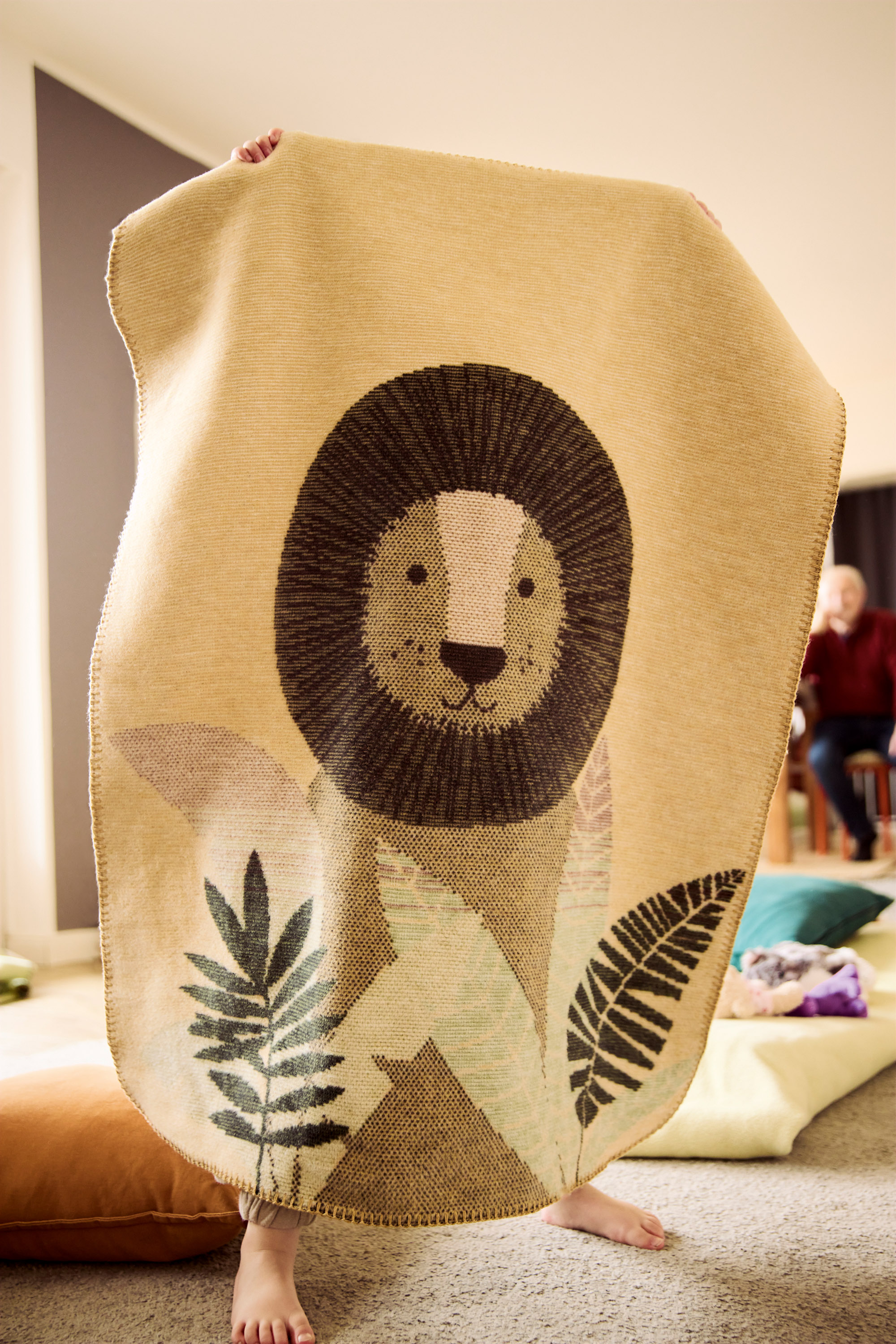 Babydecke "Little King" Babydecke Little King Milieuaufnahme mit Kleinkind