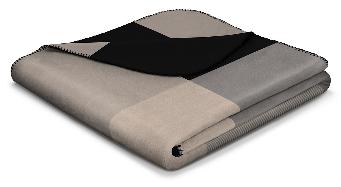 Wohn- und Kuscheldecke "Alp Square" Wohndecke Nordic Check Päckchenbild