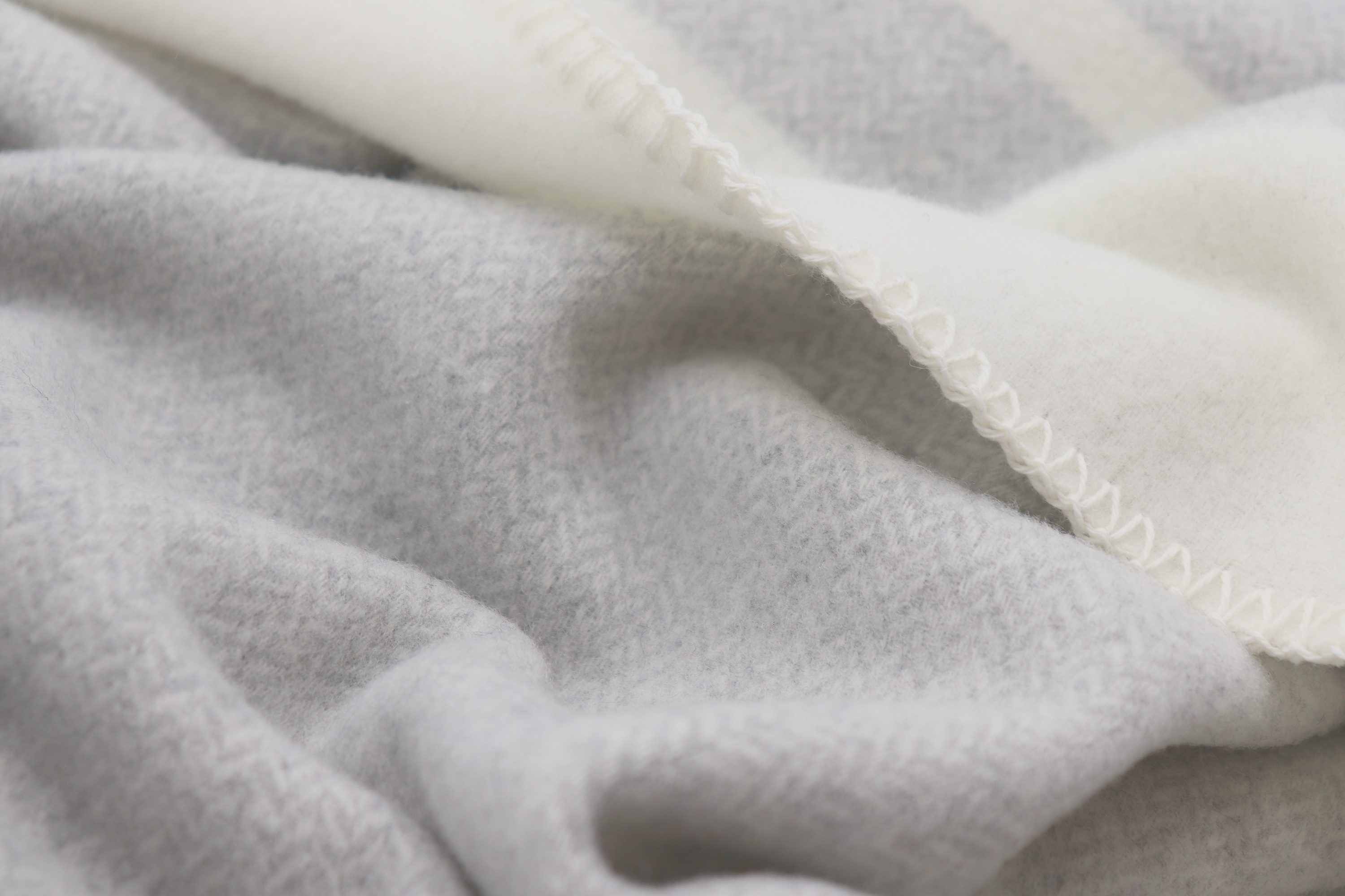 Biederlack Wolldecke aus Recycling-Garn \'Stripe\' kaufen online