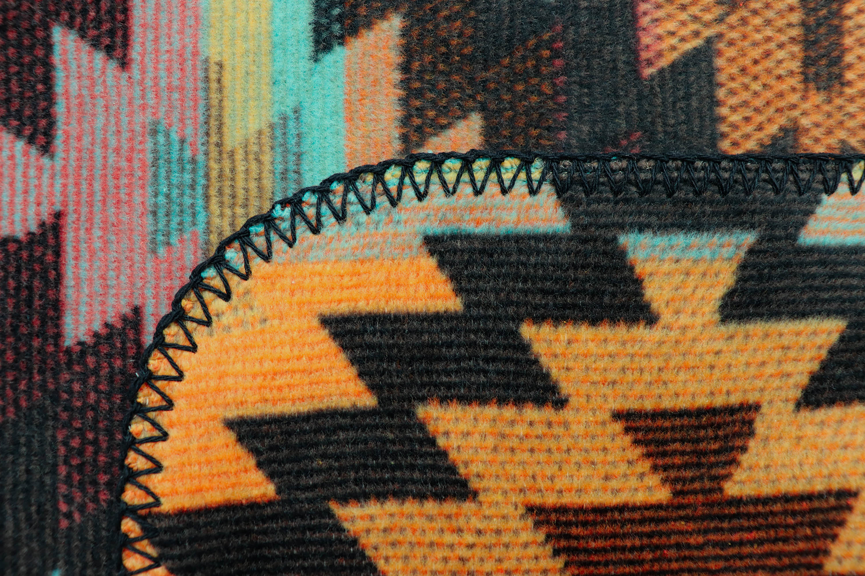 Wohndecke Nomad Glow Nahaufnahme Einfassung