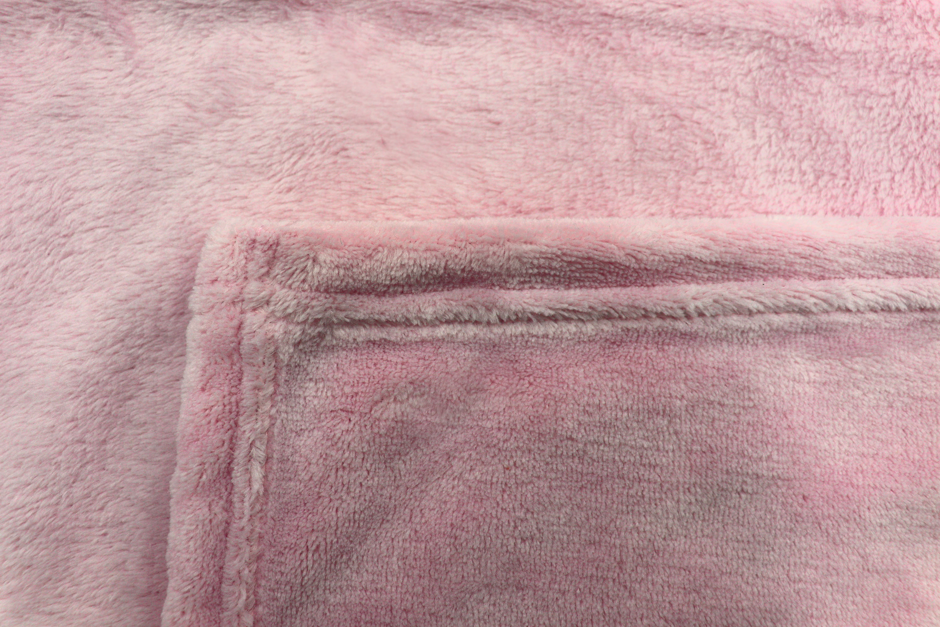 Wohn- und Kuscheldecke "Soft & Cover" Einfarbige Fleecedecke "Soft & Cover" in 150x200 cm in altrosa - Einfassung
