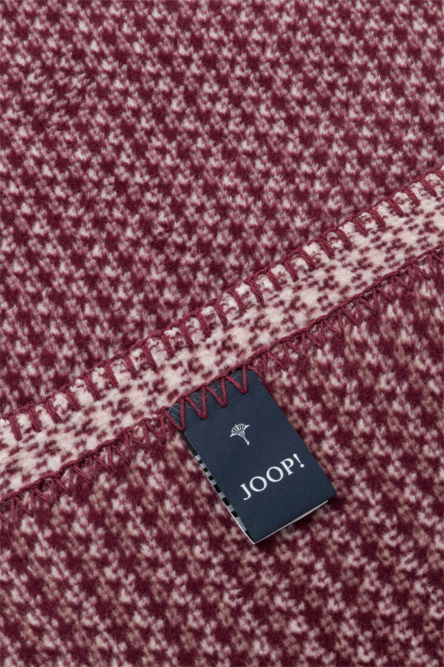 Joop! Woven Rouge Nahaufnahme Einfassung
