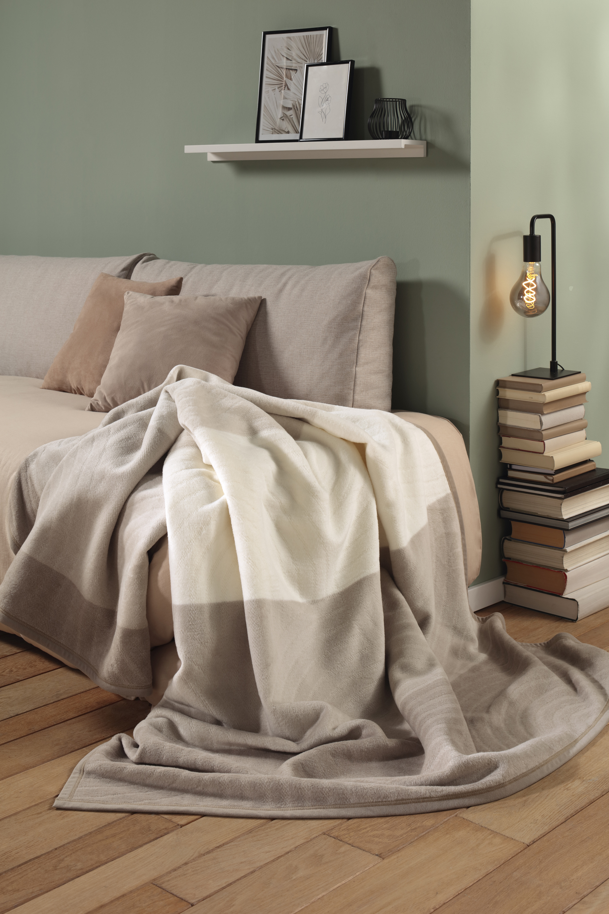 Wohndecke Feeld Modern Milieubild Hochformat