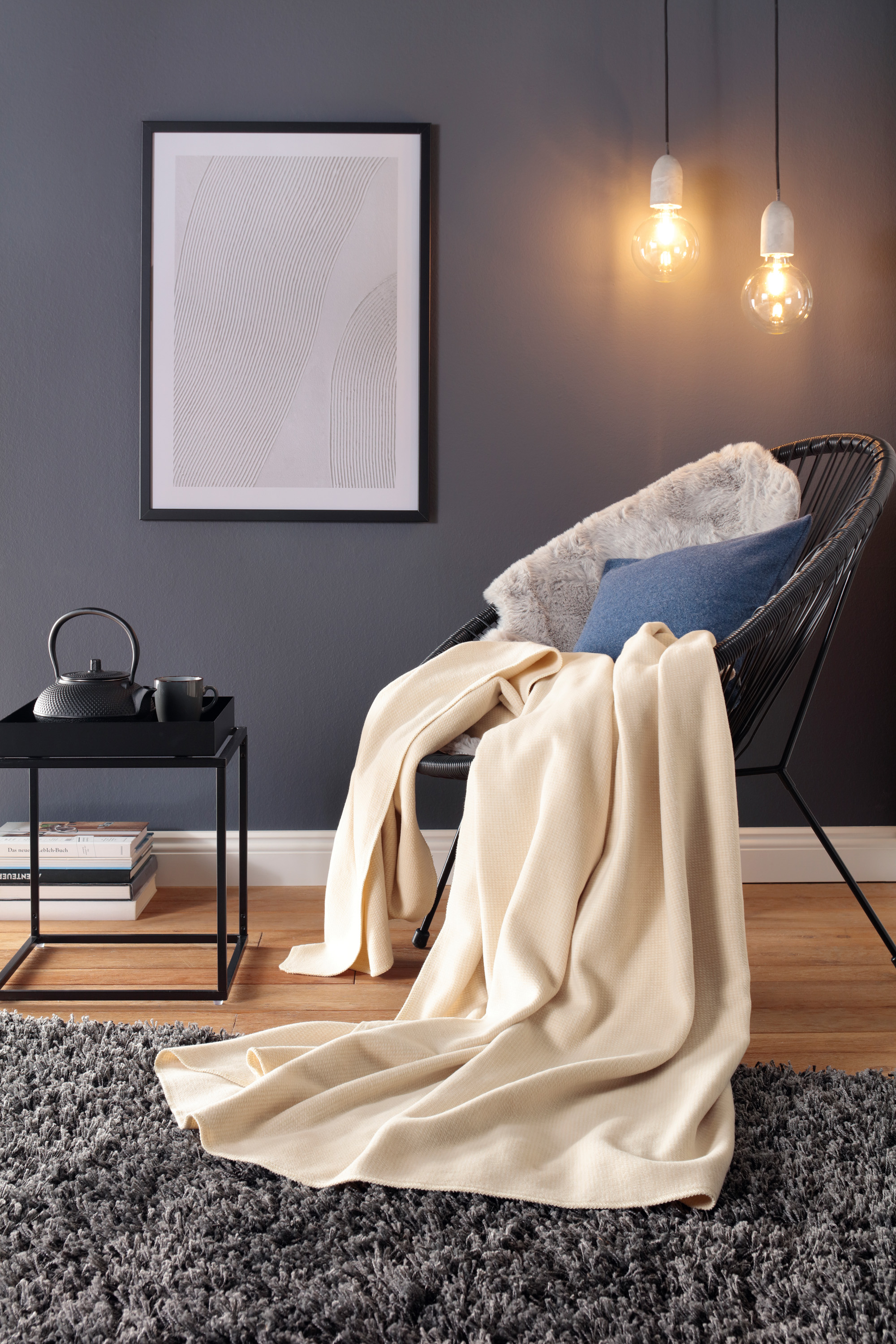 Wohn- und Kuscheldecke "Pearl" Baumwolldecke "Cotton Comfort" mit feinem Muster in beige in 150x200 cm - Milieu