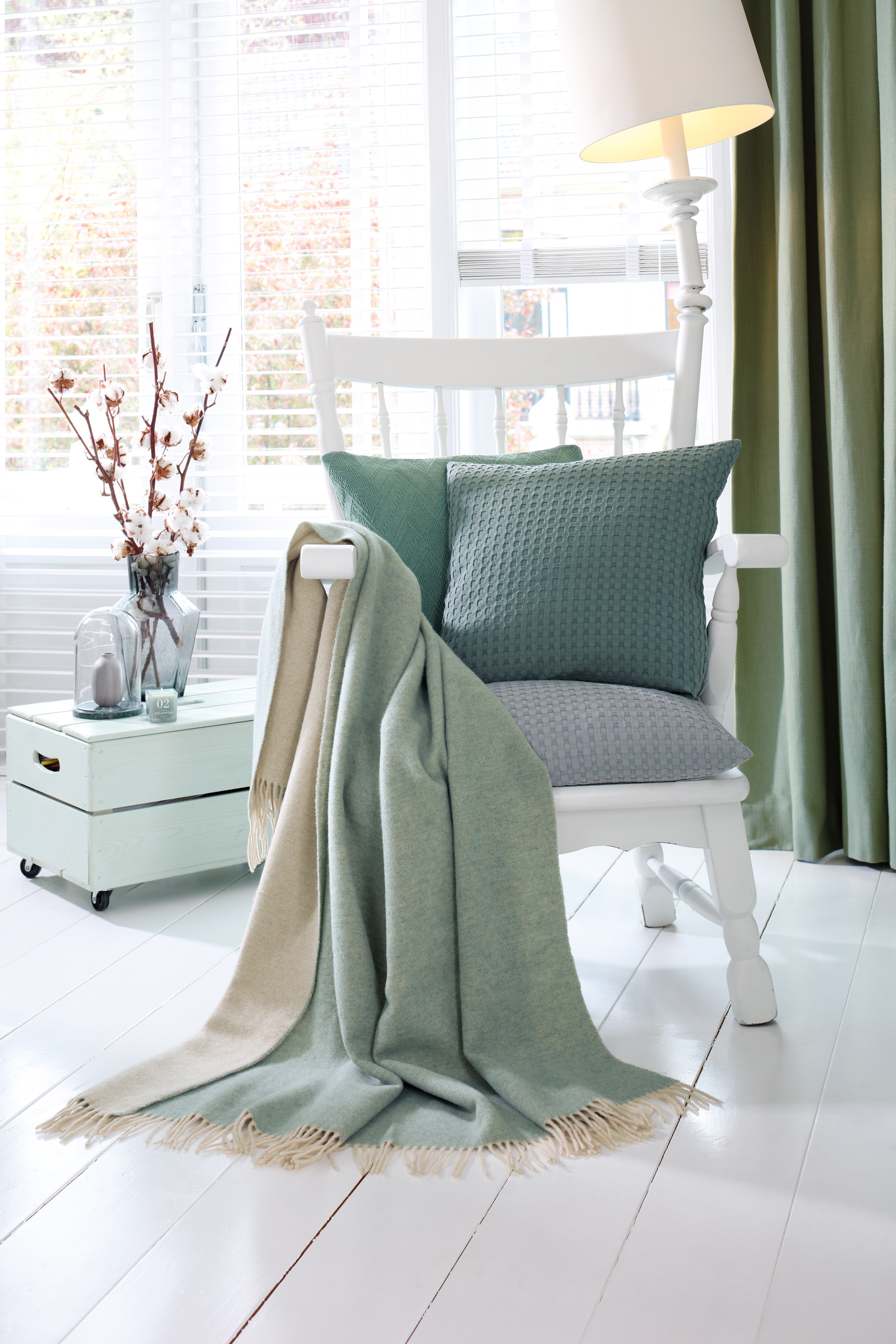 Kaschmirplaid Hochwertiges Kaschmirplaid mit Fransen in salvia-creme - Milieu