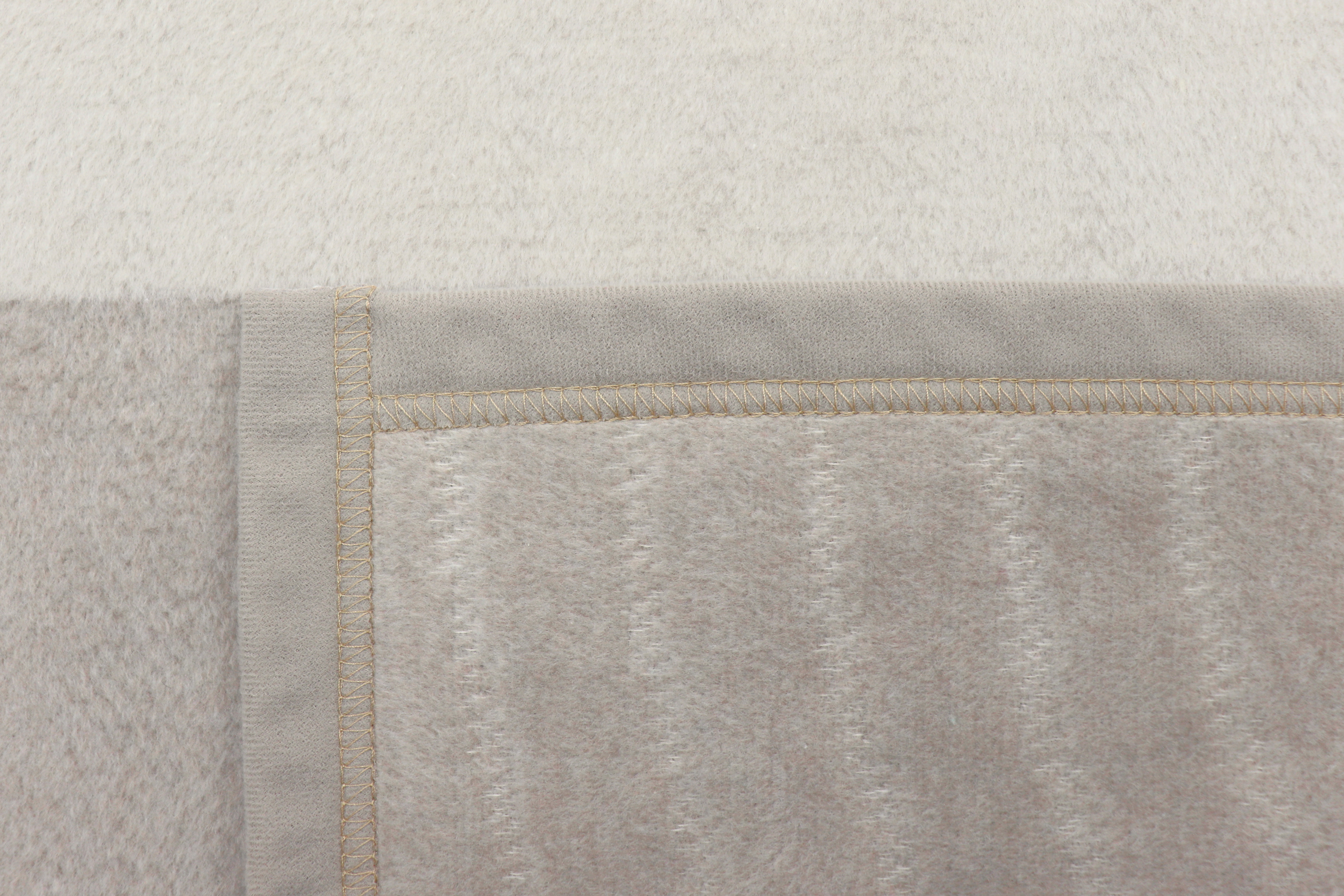 Wohndecke Feel Modern Nahaufnahme EInfassung