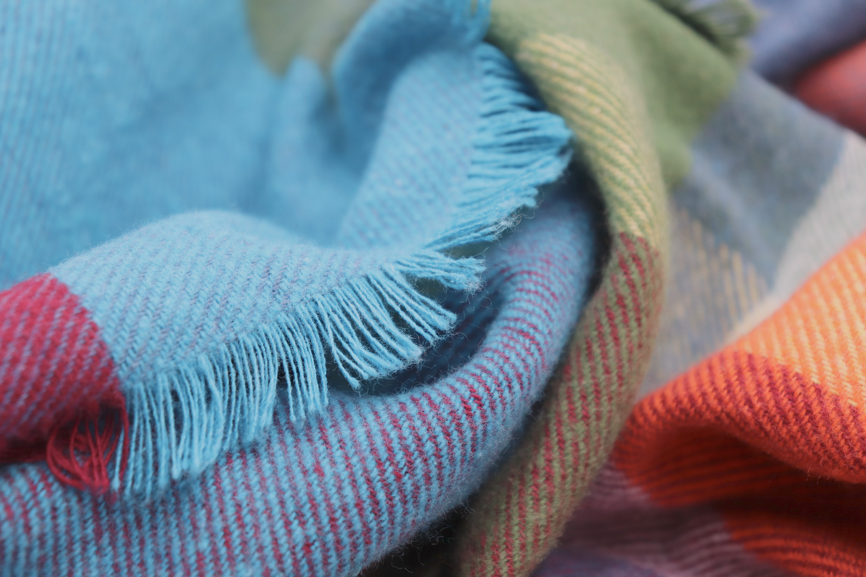 Fransenplaid Colourist Nahaufnahme Flor